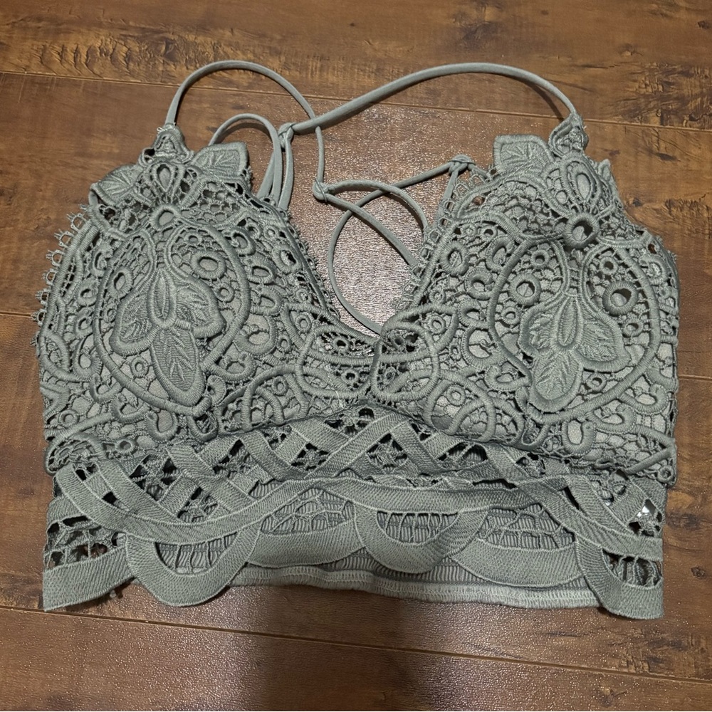 Green blueish lace bralette NO FLAWS!